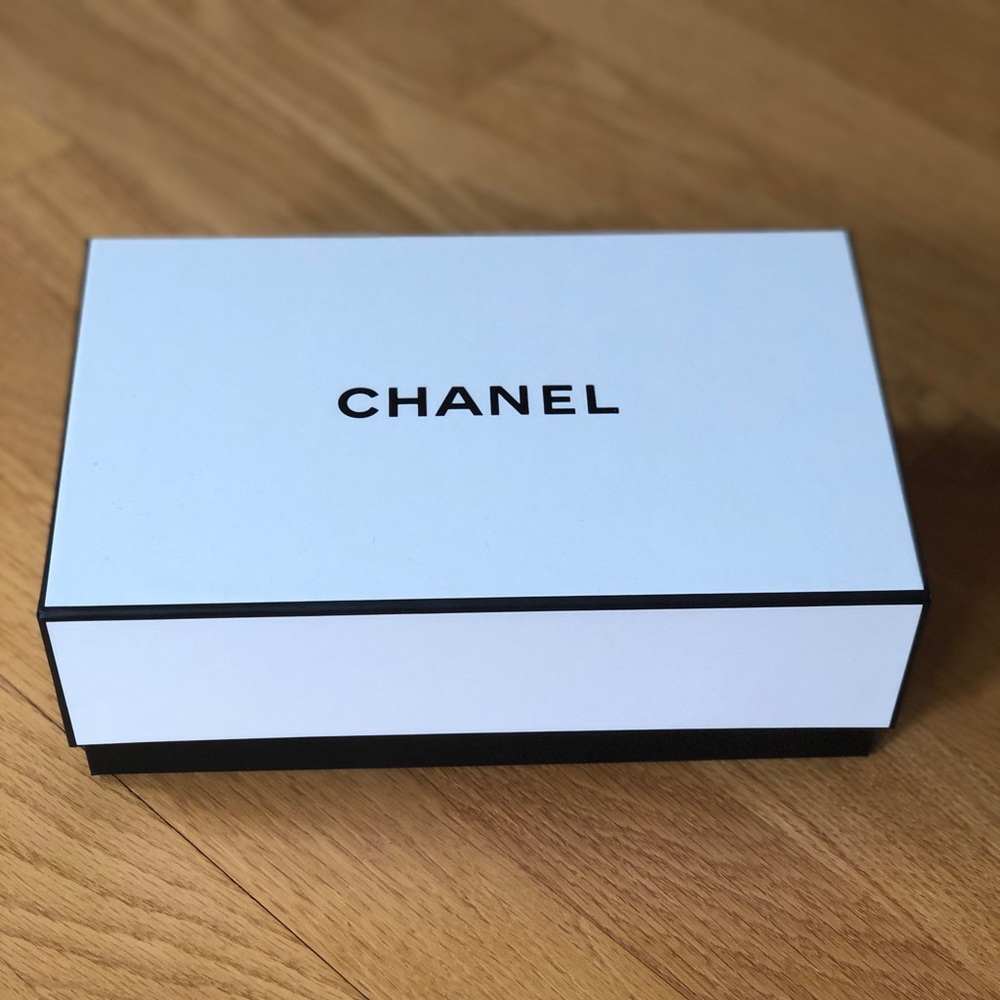 CHANEL Luxury Gift Box, includes filling